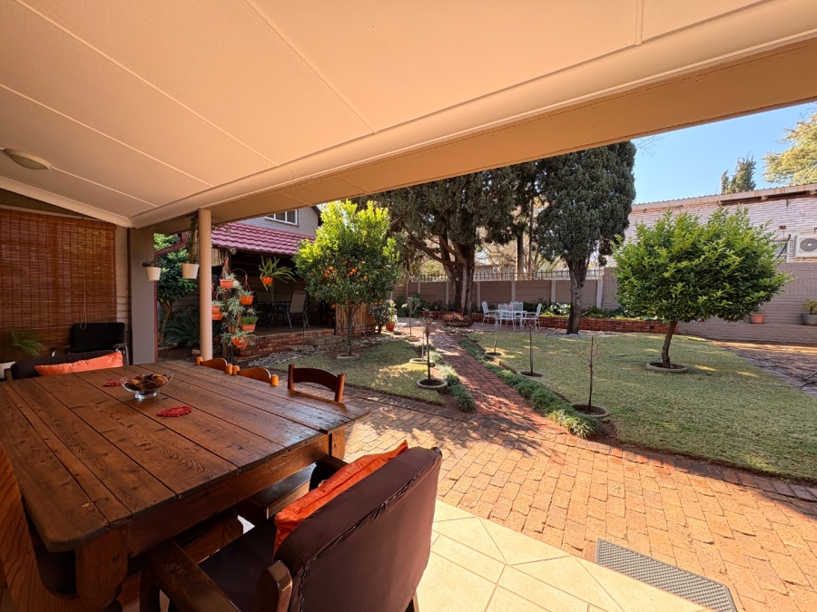 4 Bedroom Property for Sale in Wilkoppies North West